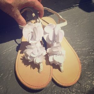Old Navy flower sandals